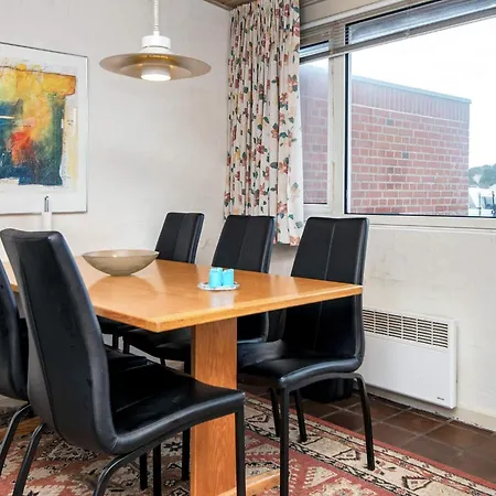 Ferienhaus 6 Person In Henne-by Traum Henne Strand